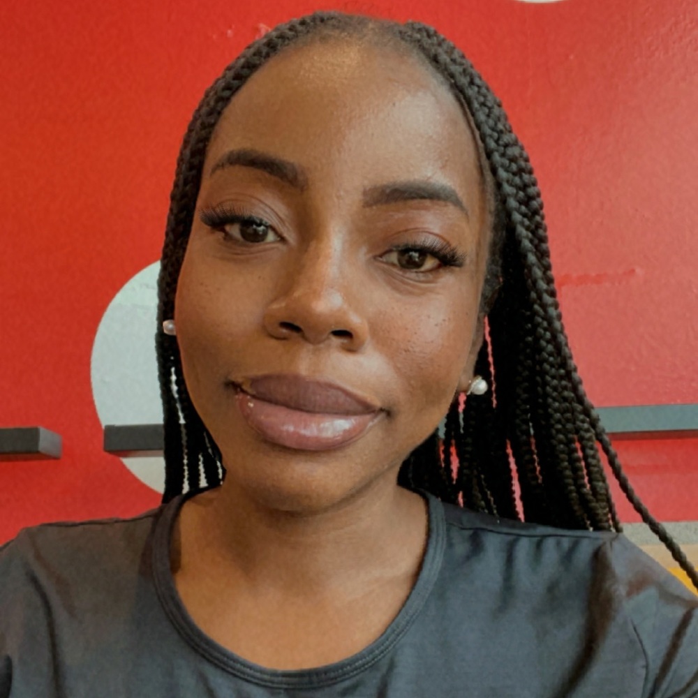 Meet your Posher, Tiffany